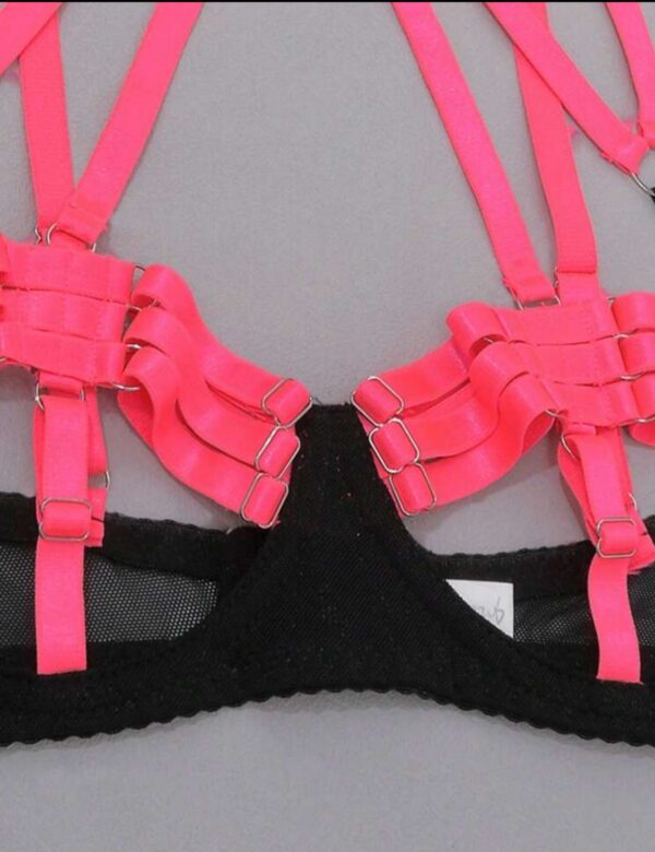 Conjunto lingerie em tule com cinta liga preto com rosa - M - Imagem 5