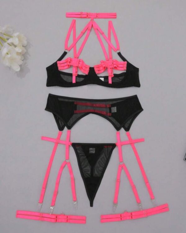 Conjunto lingerie em tule com cinta liga preto com rosa - M