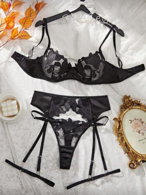 Conjunto com cinta liga preto - P